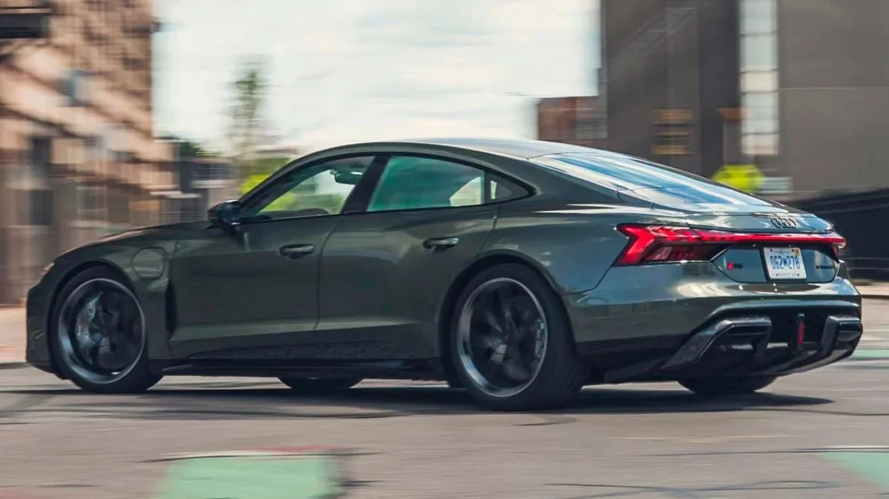 Sell your Audi E-TRON GT at the best price in Switzerland Used Audi E-TRON GT - Sell your Audi car in Switzerland | CompriamoAuto.ch