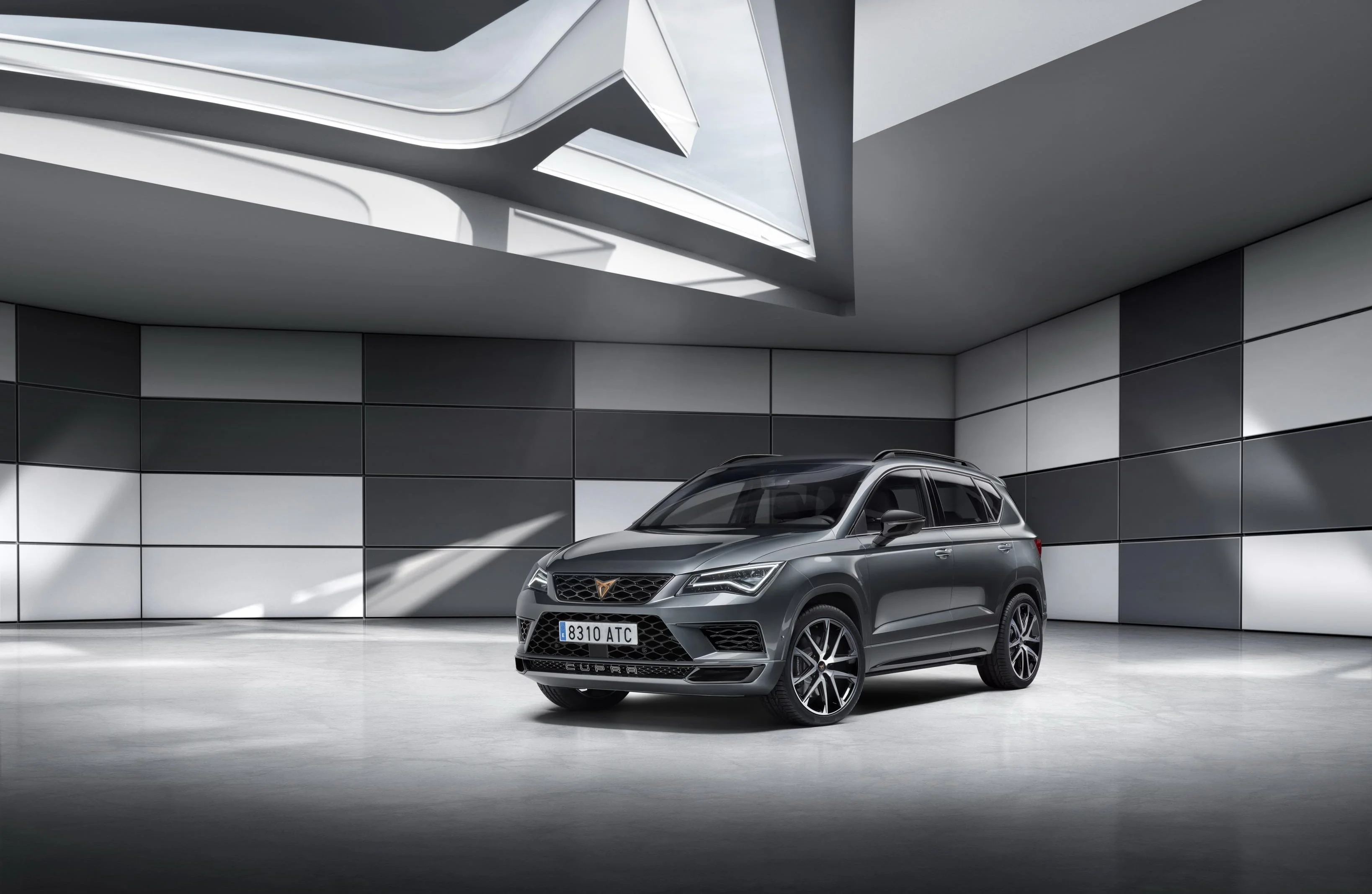 Sell your Cupra ATECA at the best price in Switzerland Used Cupra ATECA - Sell your Cupra car in Switzerland | CompriamoAuto.ch